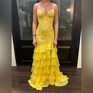 🌻 Bright Yellow Mermaid Ruffle Gown 🌻